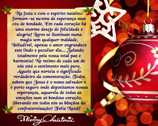 Na festa e com o espírito natalino formam-se nuvens de...